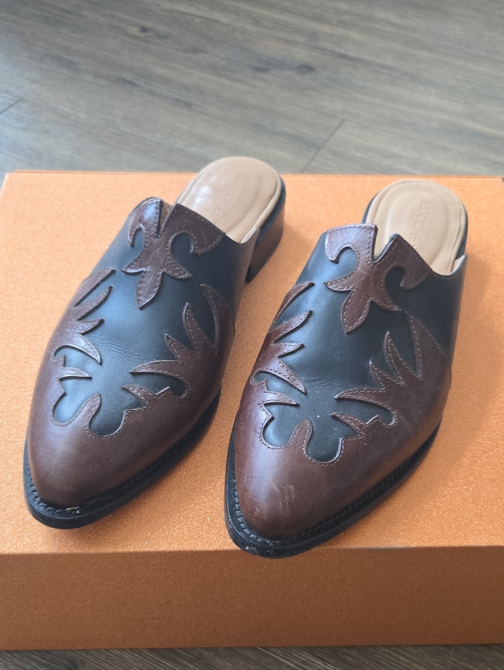 Lucchese Flat Mules